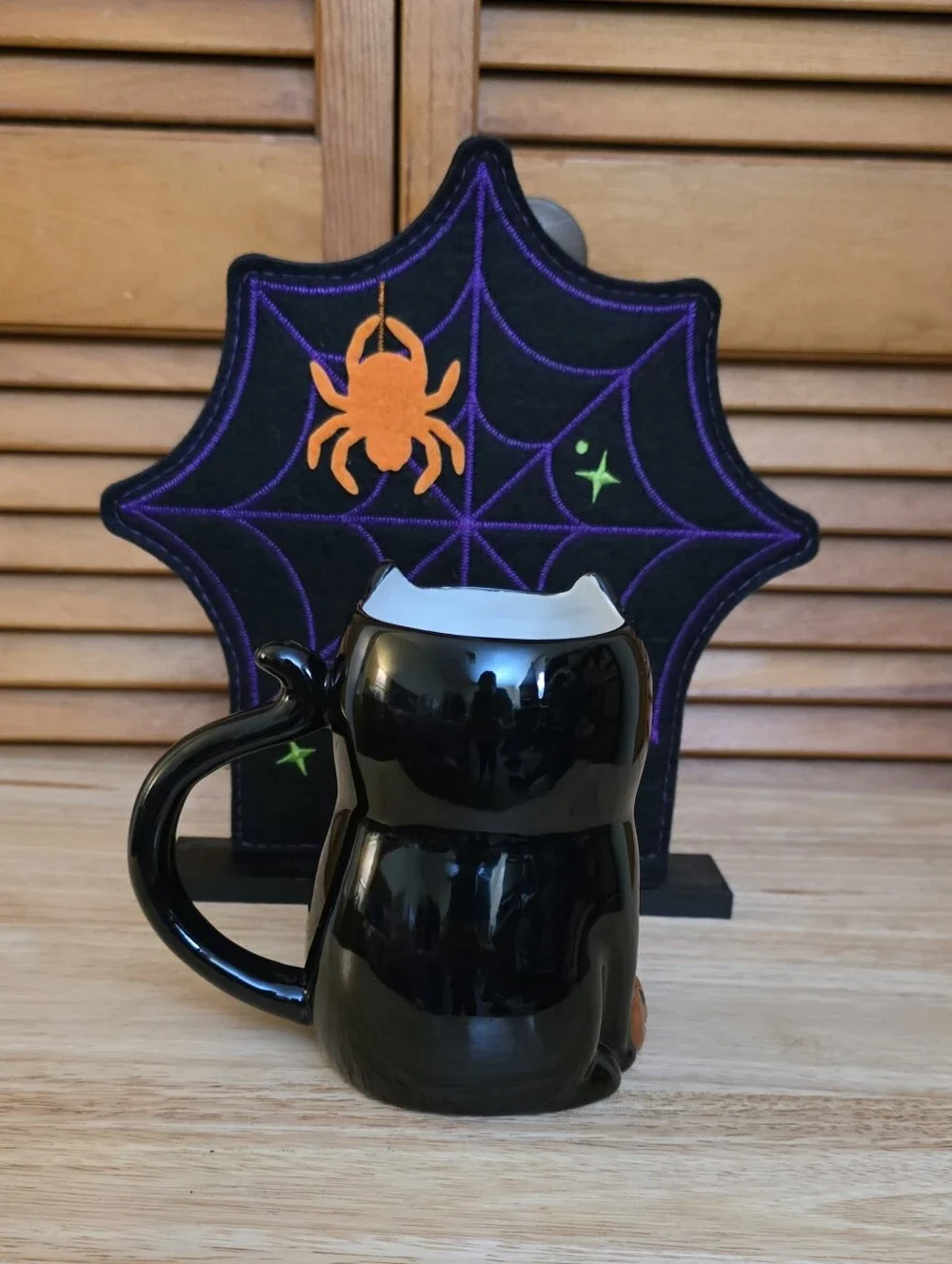 NWOT Hyde & Eek Black Cat Holiday Coffee Mug